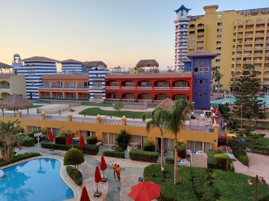 Porto Marina Resort Chalets Families Only El Alamein Esterno foto